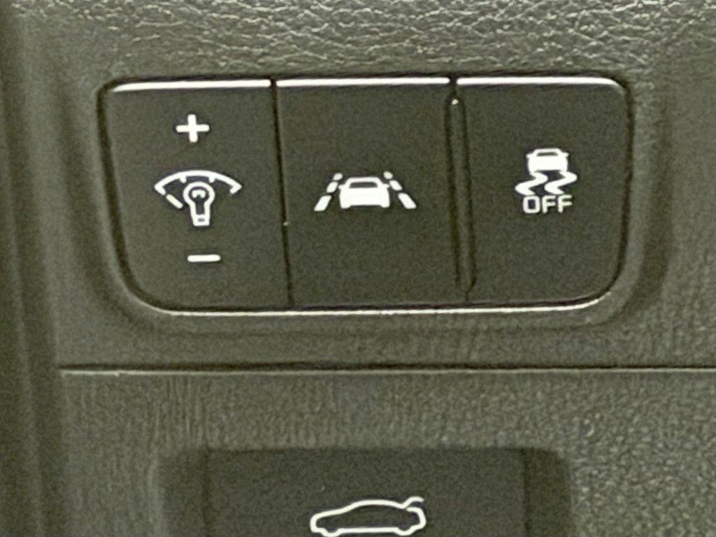 Kia K5  2021