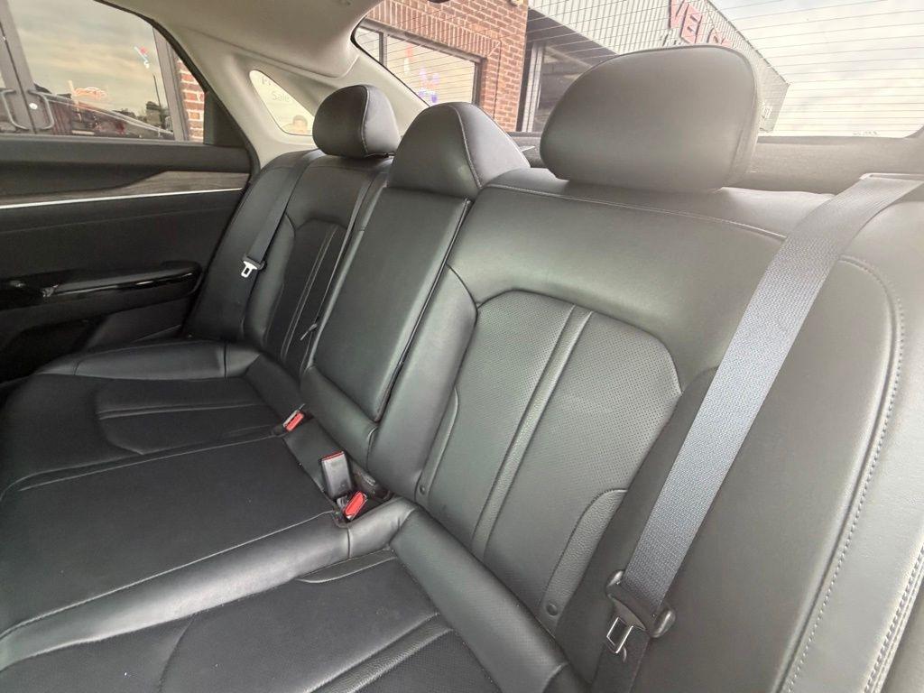 Kia K5  2021