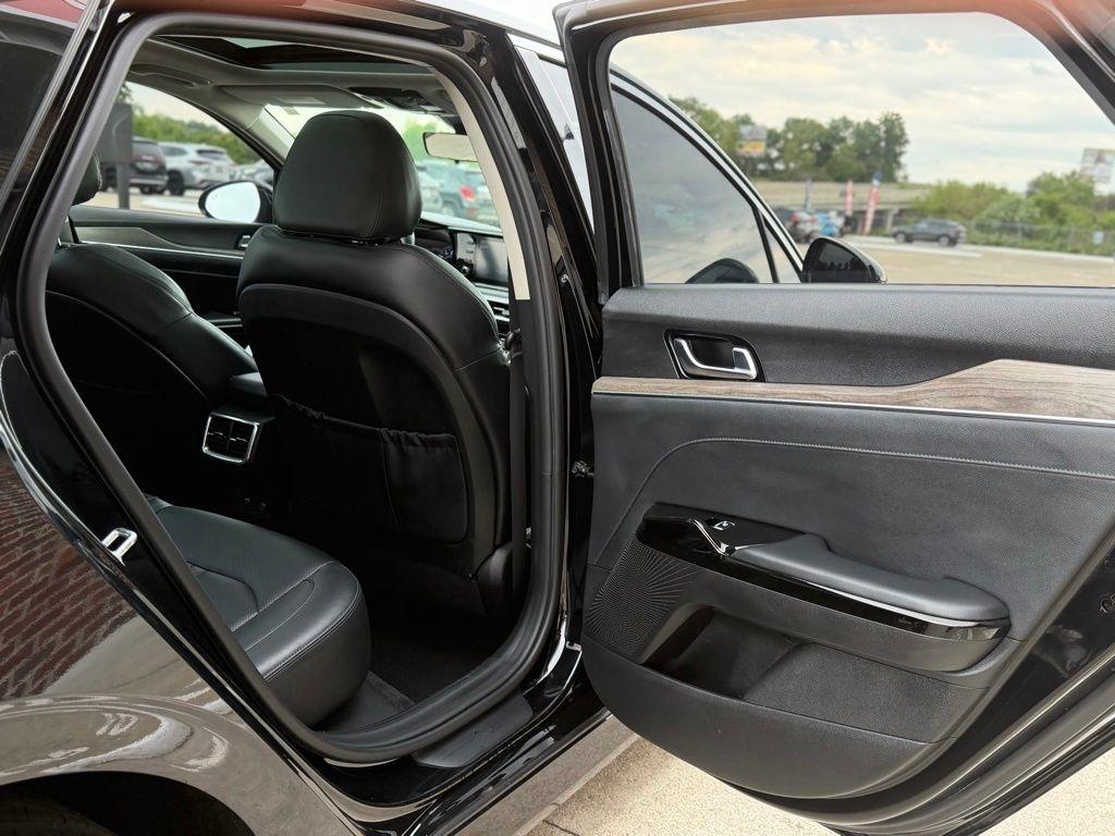 Kia K5  2021
