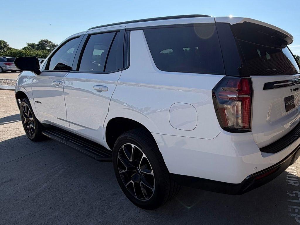 Chevrolet Tahoe  2021
