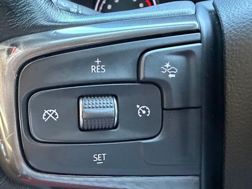 Chevrolet Tahoe  2021