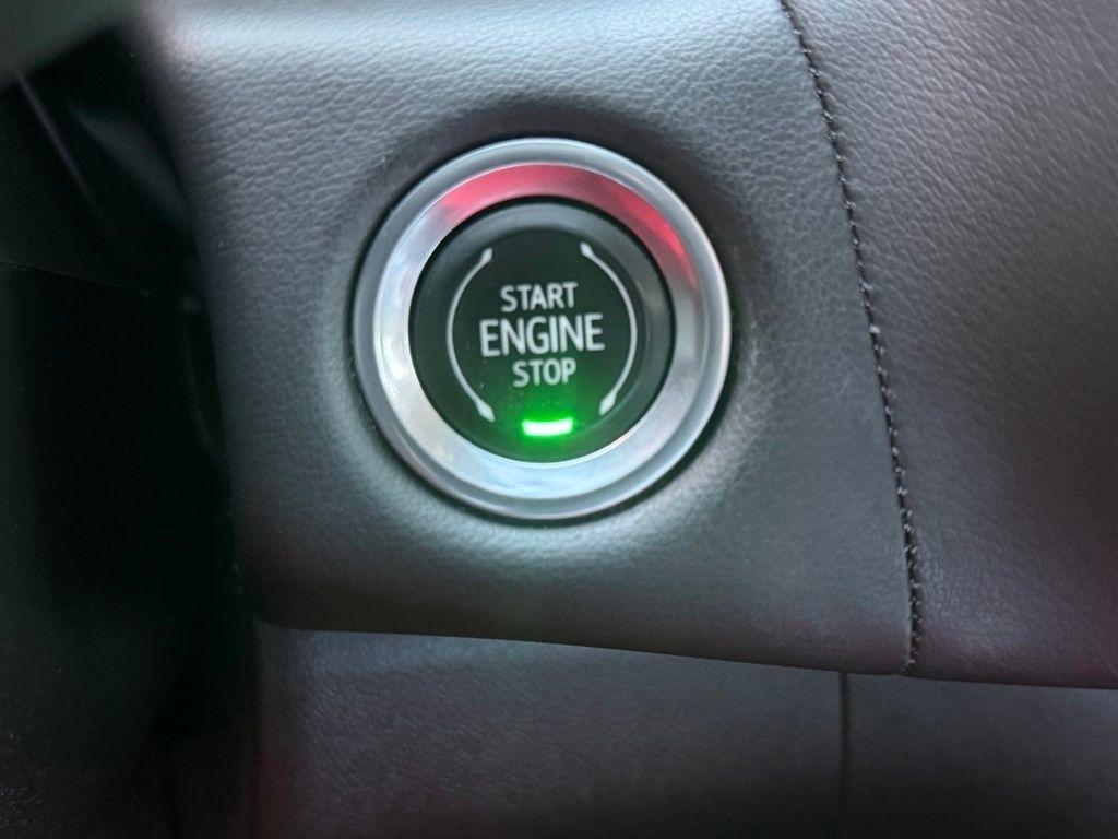 Chevrolet Tahoe  2021
