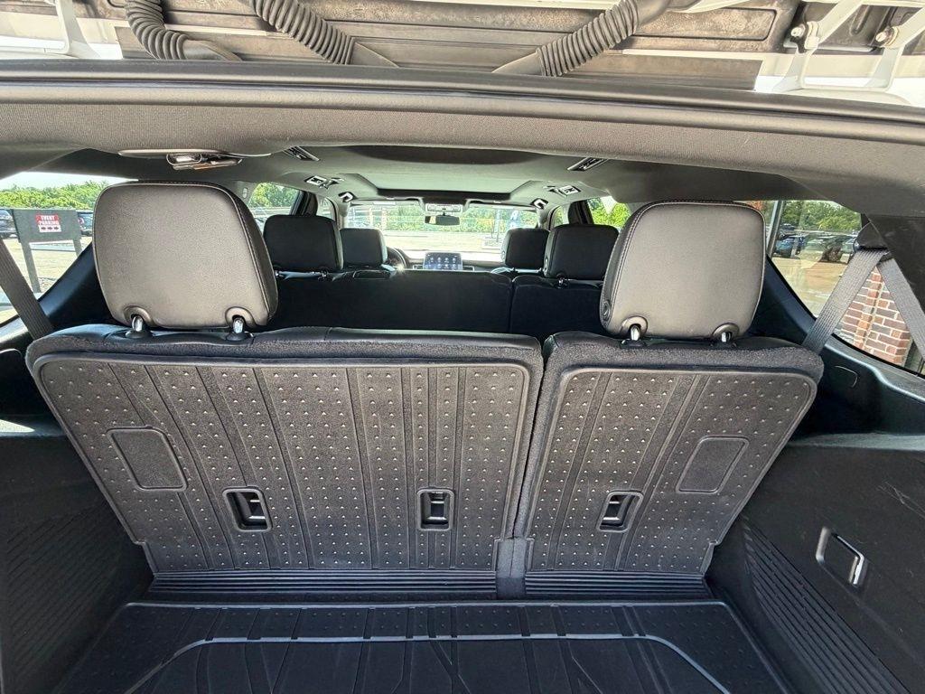 Chevrolet Tahoe  2021