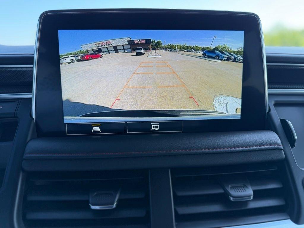 Chevrolet Tahoe  2021