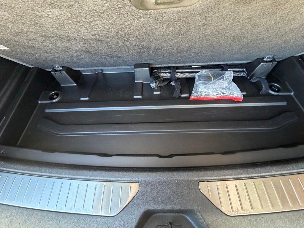 Chevrolet Tahoe  2021