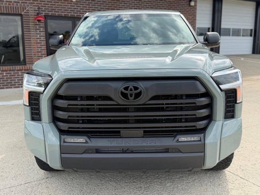 Toyota Tundra  2024