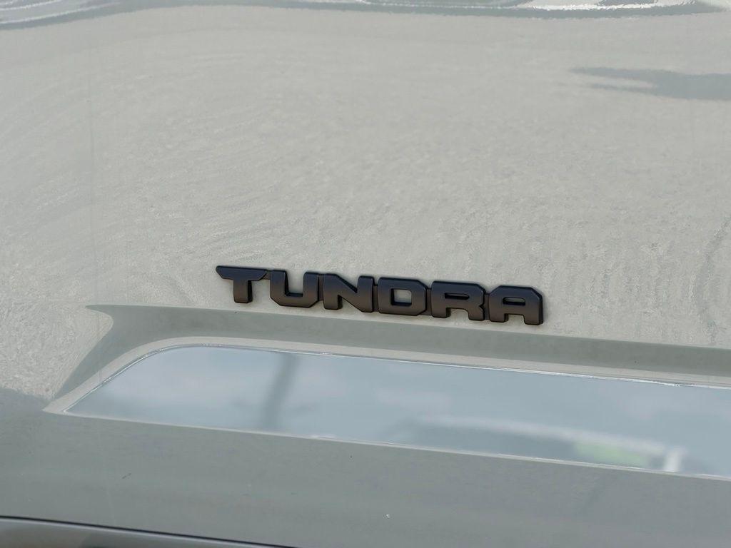 Toyota Tundra  2024