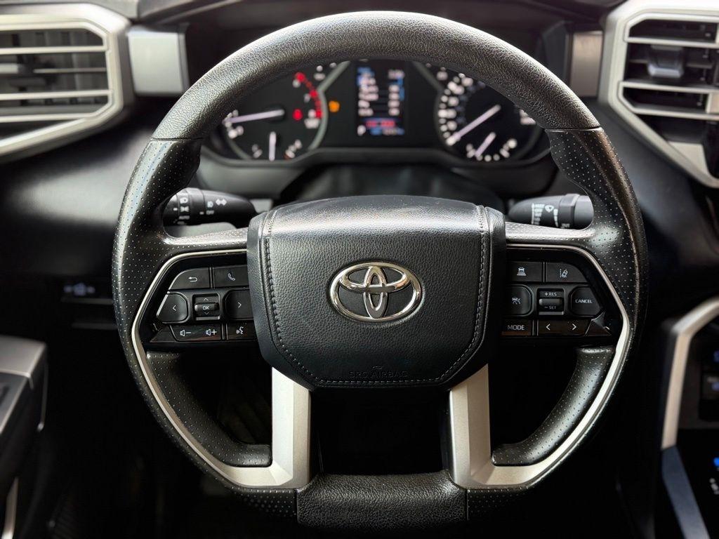 Toyota Tundra  2024