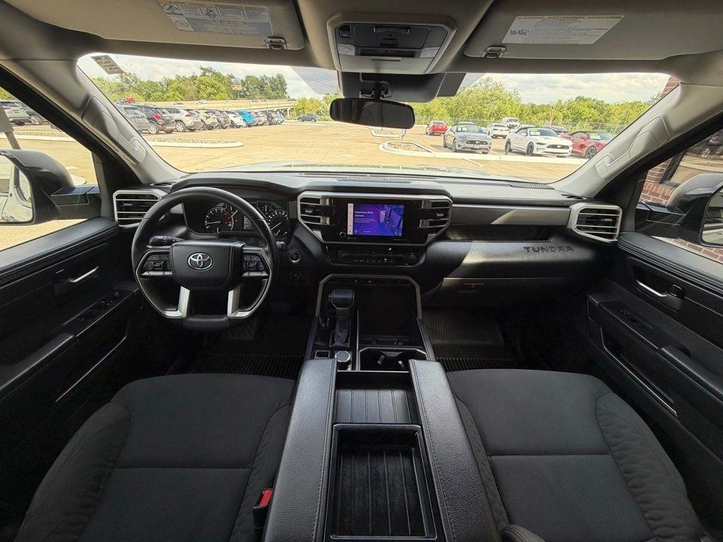 Toyota Tundra  2024