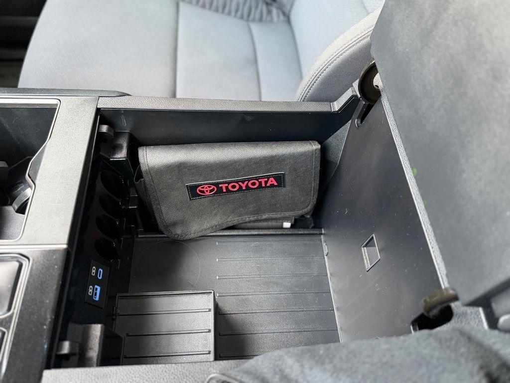 Toyota Tundra  2024