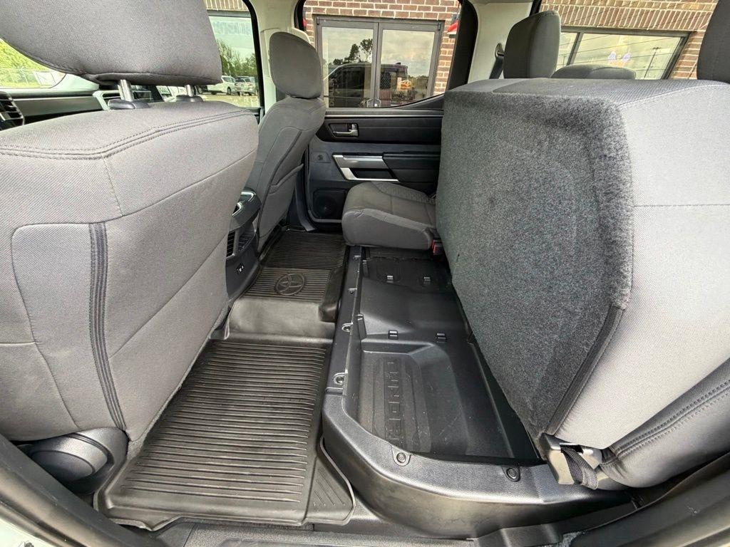 Toyota Tundra  2024