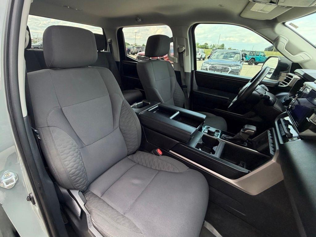 Toyota Tundra  2024