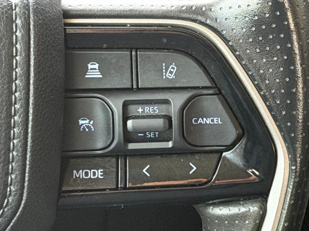 Toyota Tundra  2024