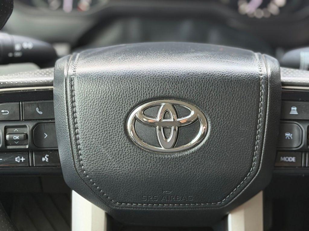 Toyota Tundra  2024