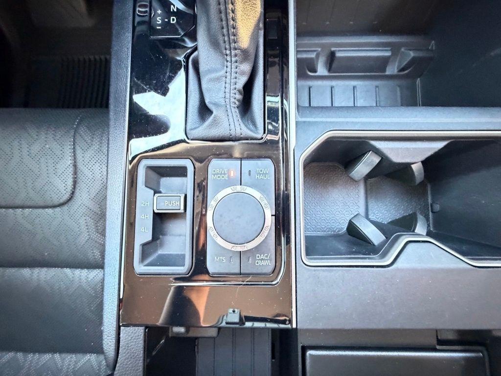 Toyota Tundra  2024