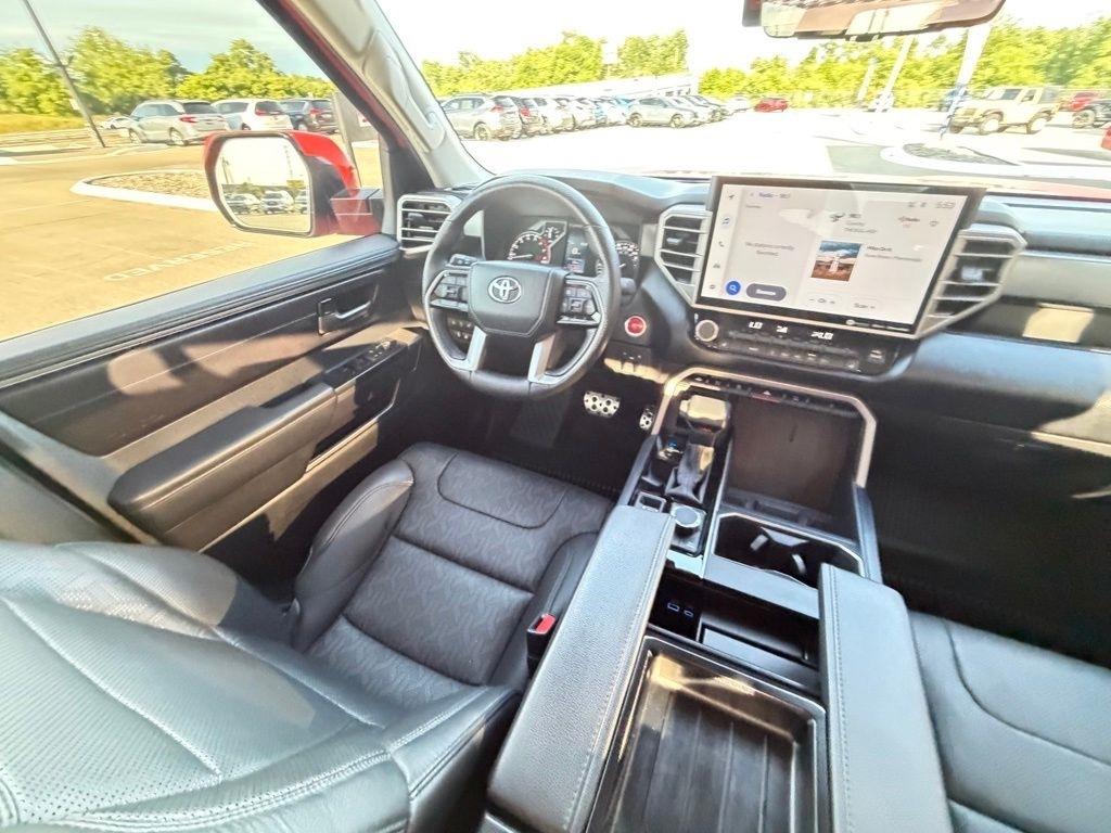Toyota Tundra  2024