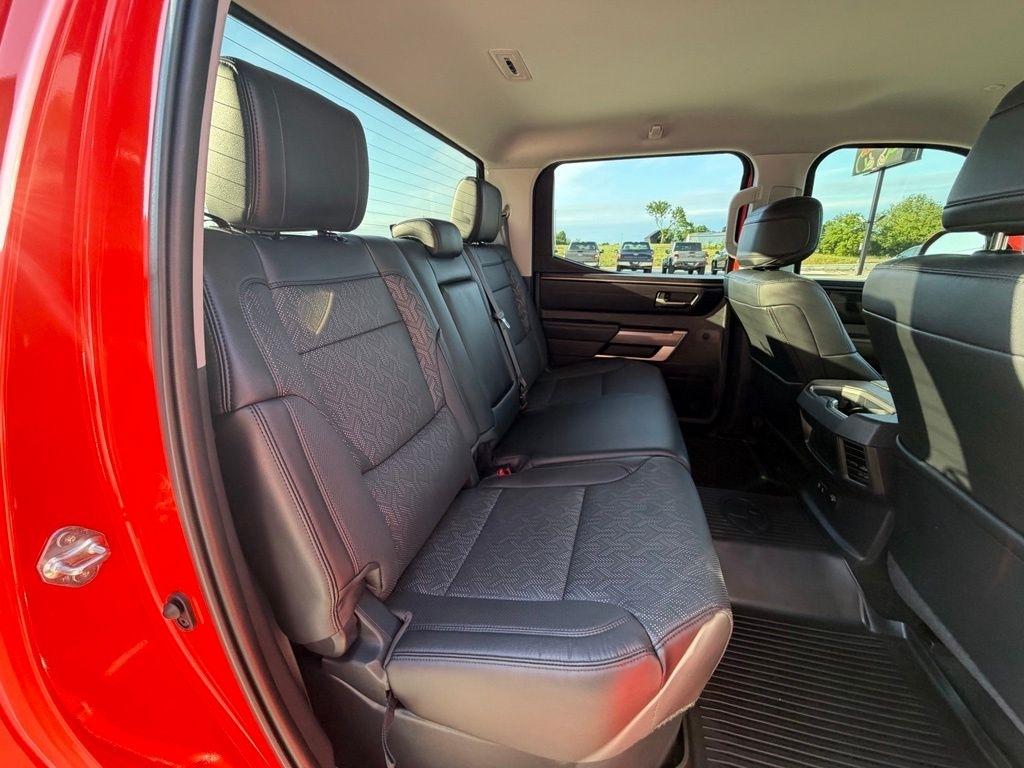 Toyota Tundra  2024