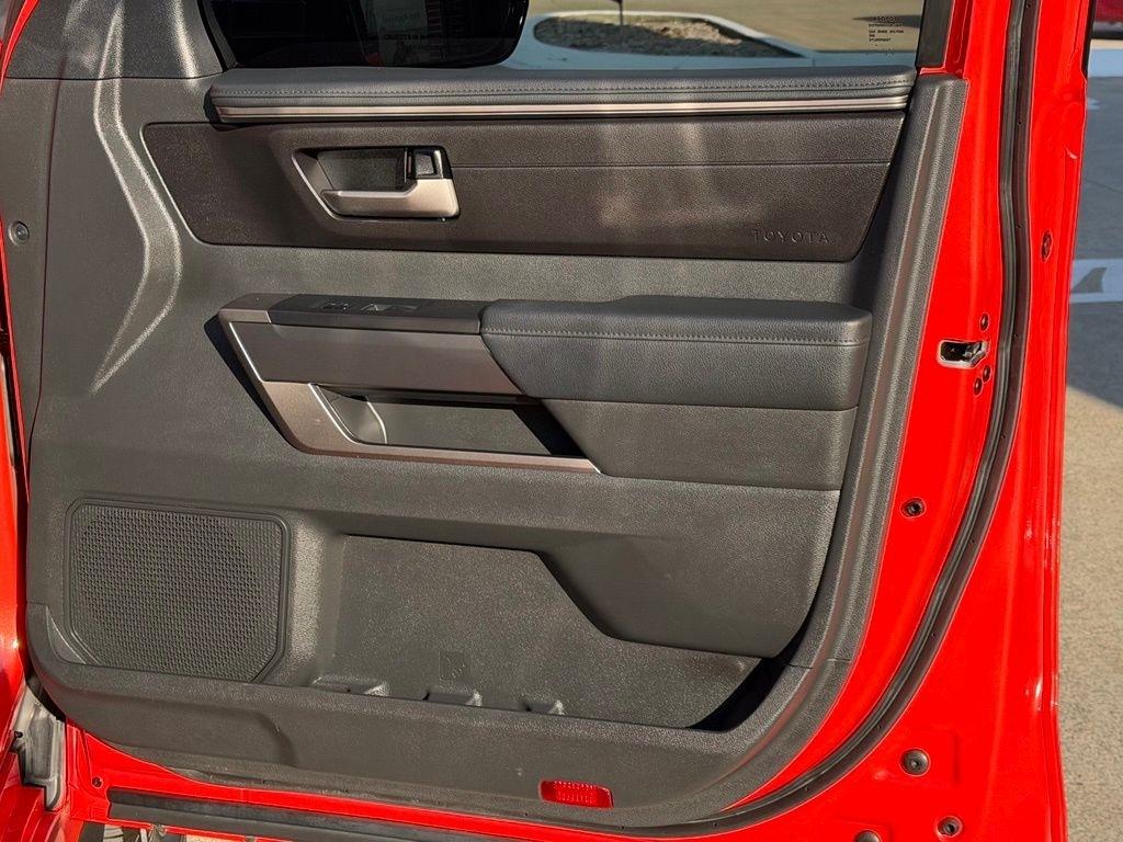 Toyota Tundra  2024