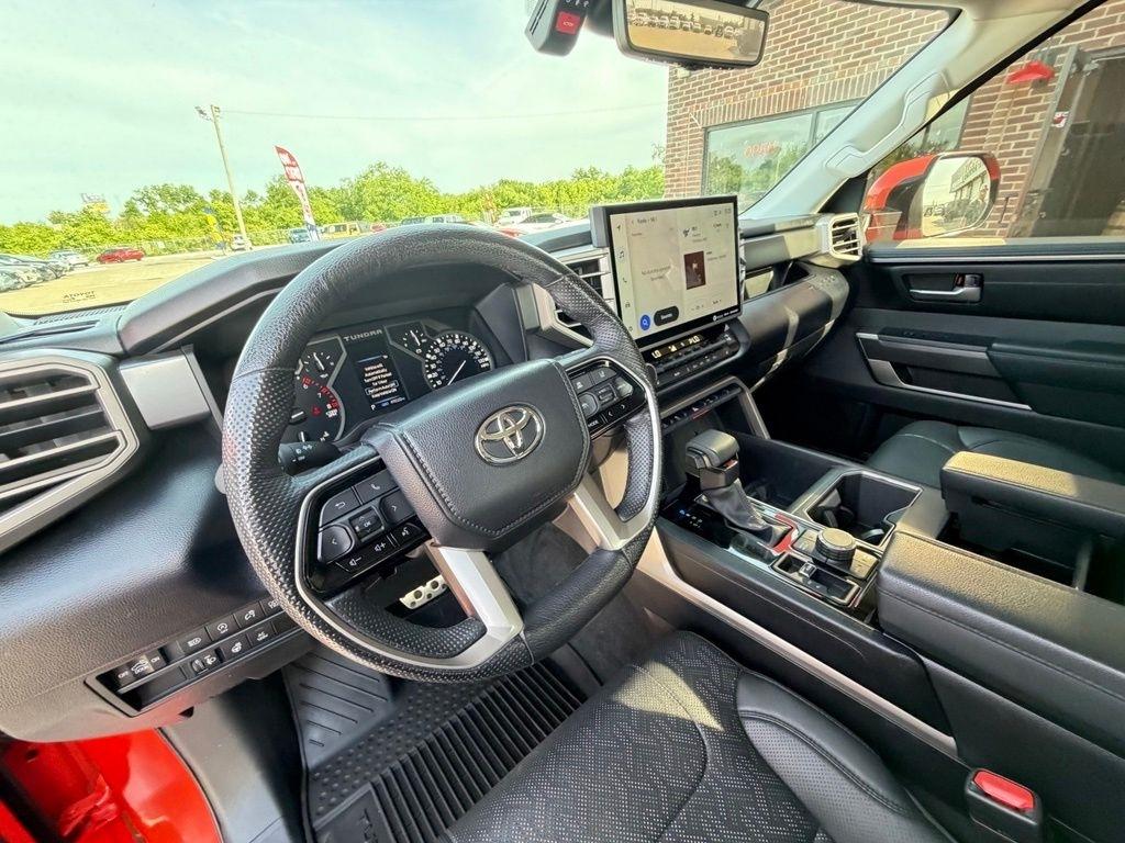 Toyota Tundra  2024