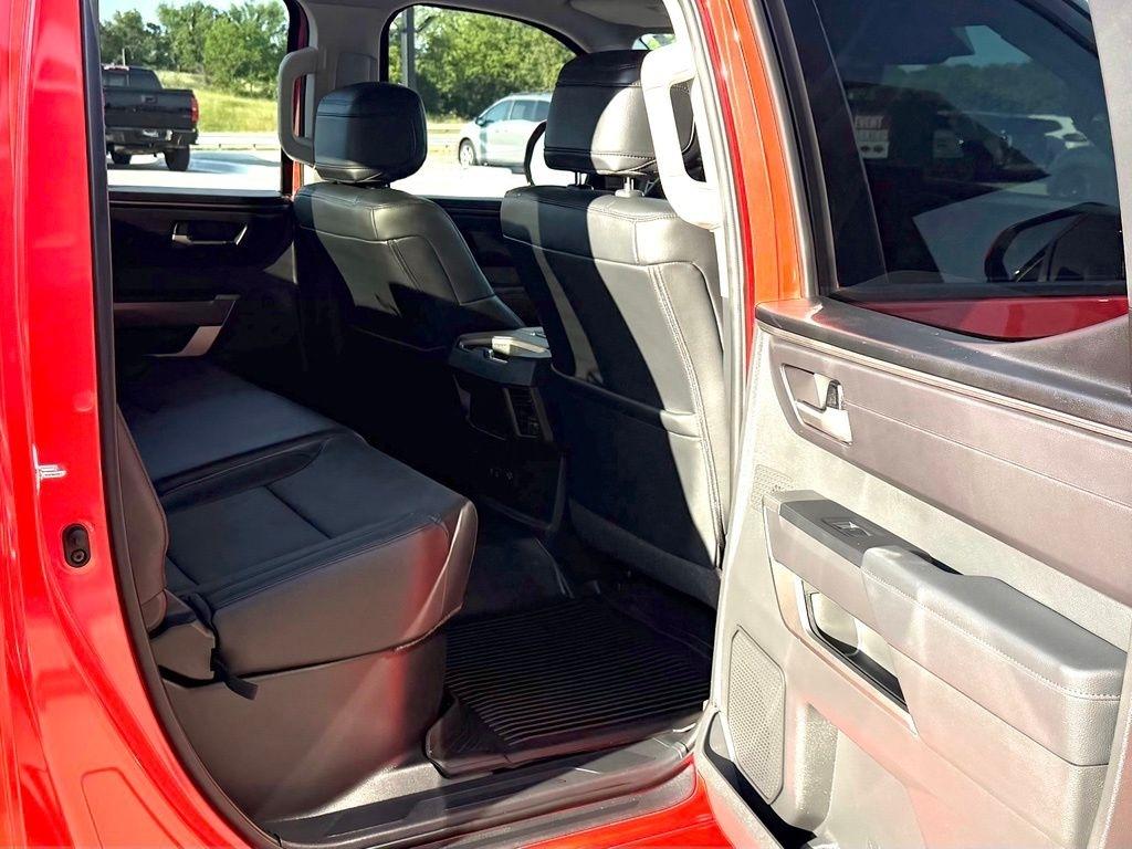 Toyota Tundra  2024