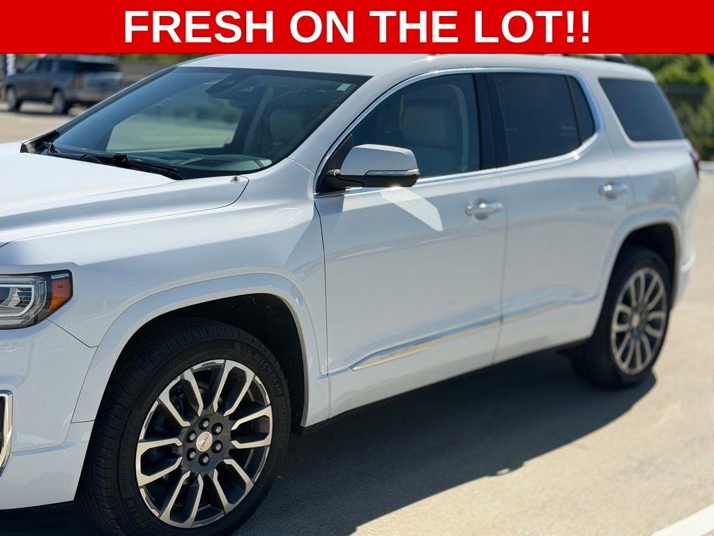 GMC Acadia  2023