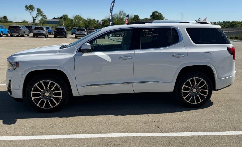 GMC Acadia  2023