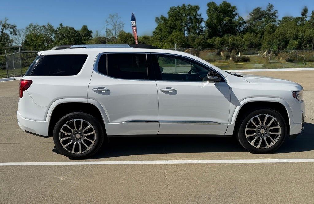 GMC Acadia  2023