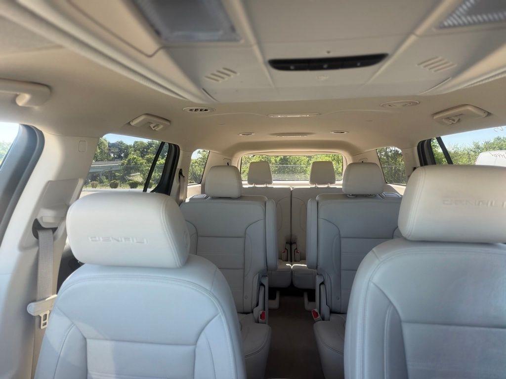 GMC Acadia  2023