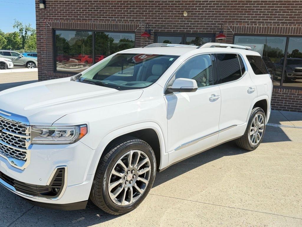 GMC Acadia  2023