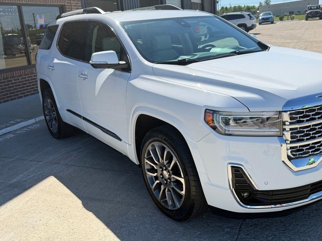 GMC Acadia  2023