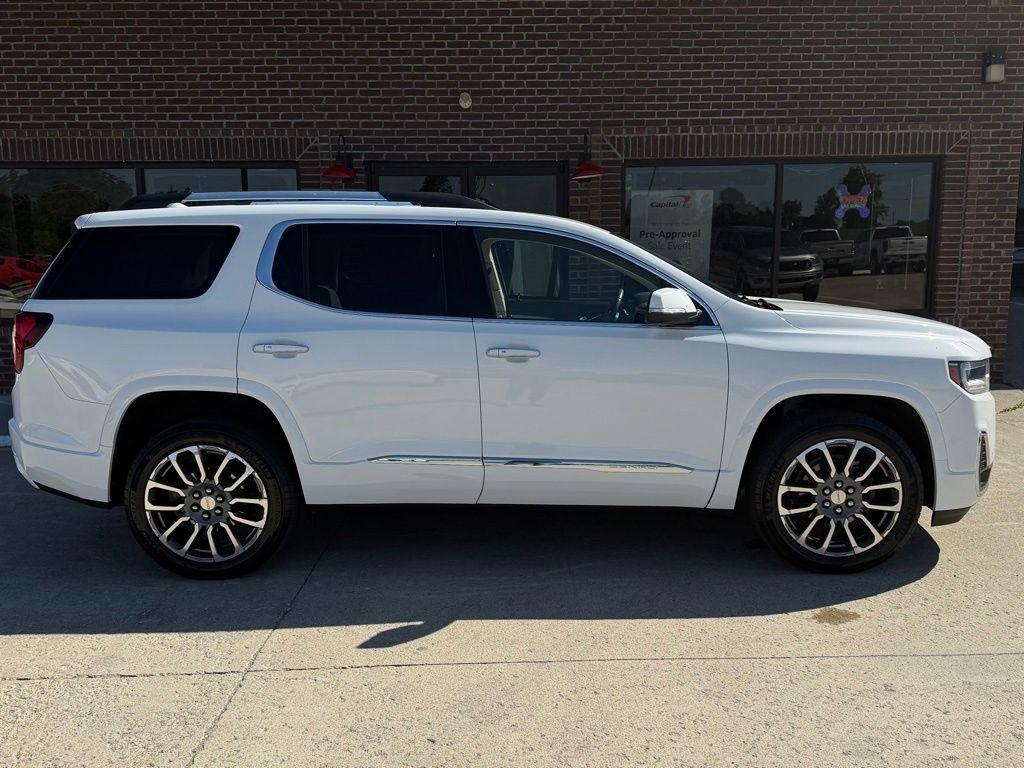 GMC Acadia  2023