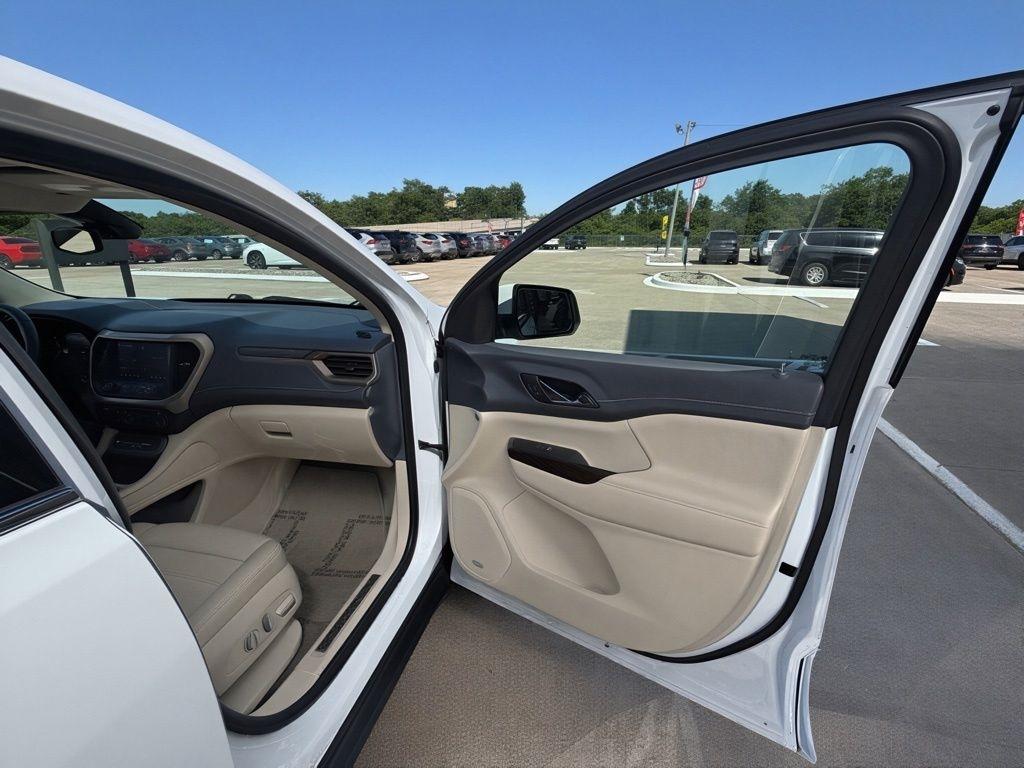GMC Acadia  2023