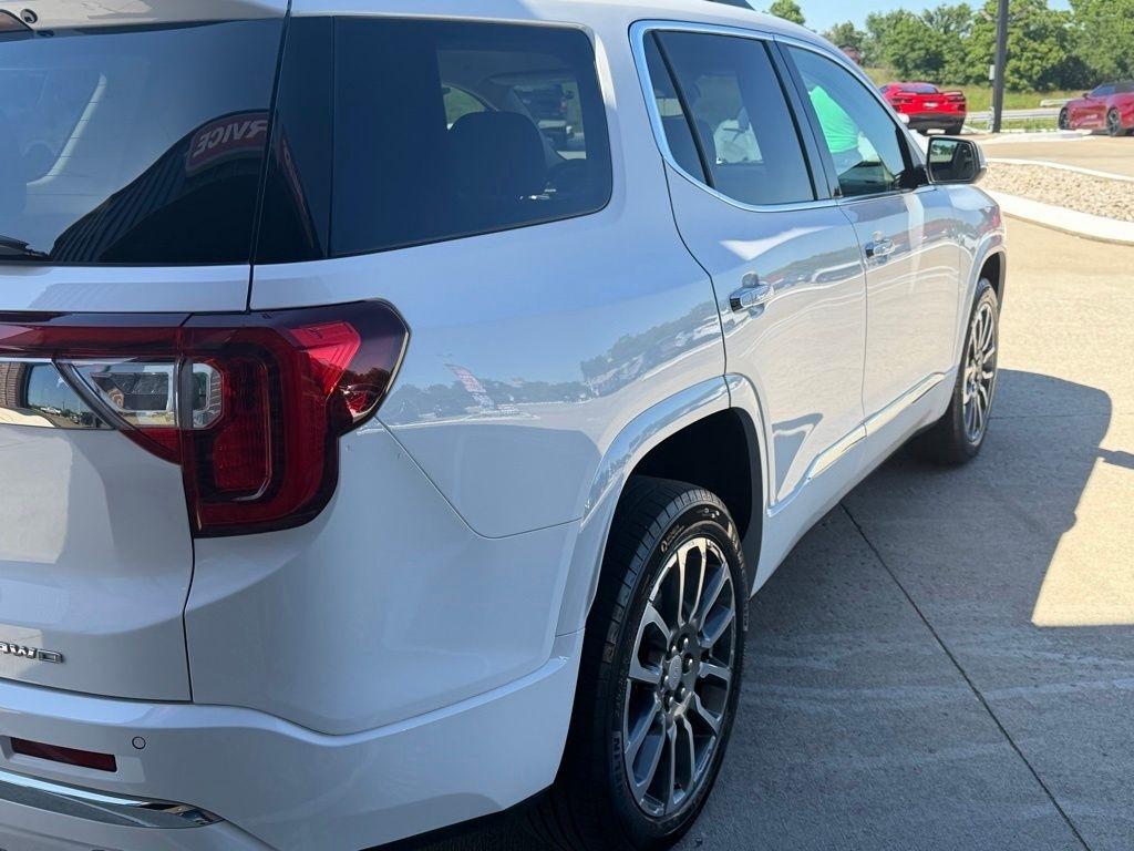 GMC Acadia  2023