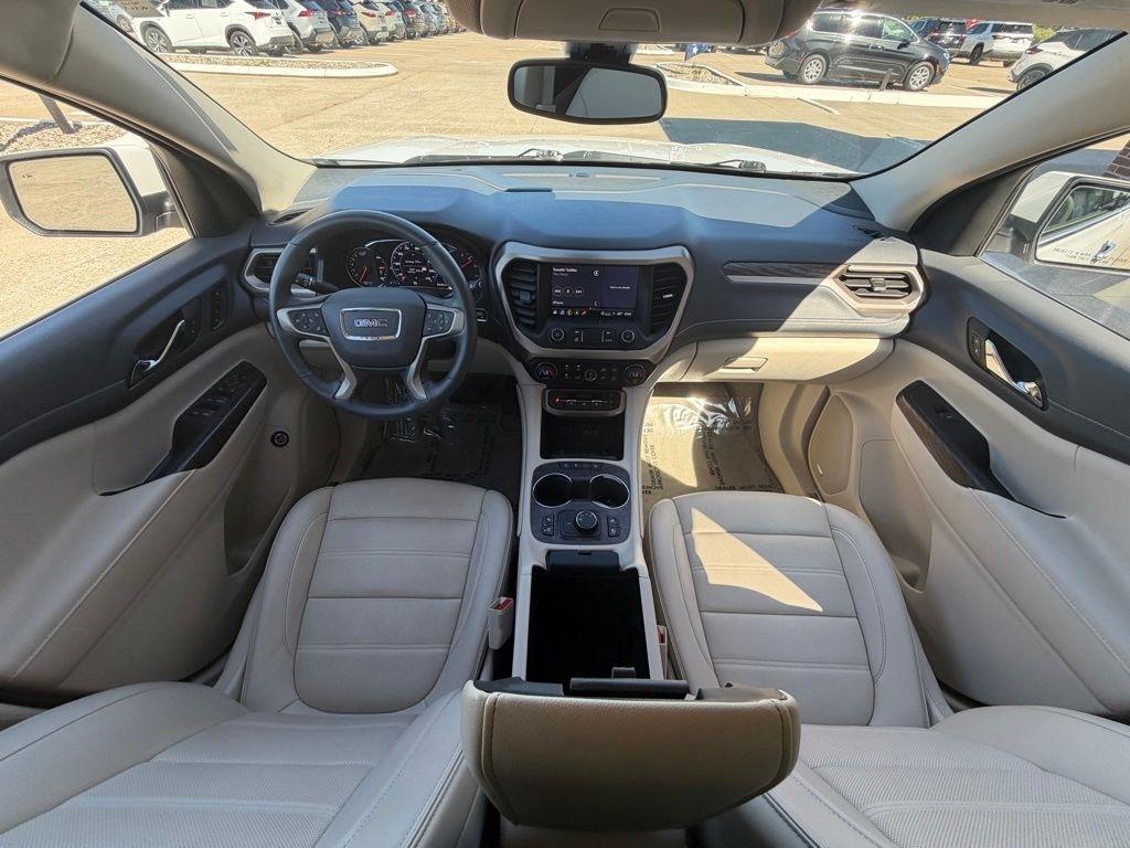GMC Acadia  2023