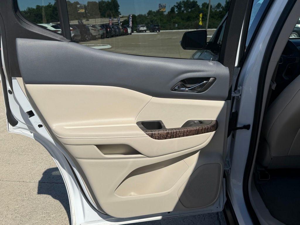 GMC Acadia  2023