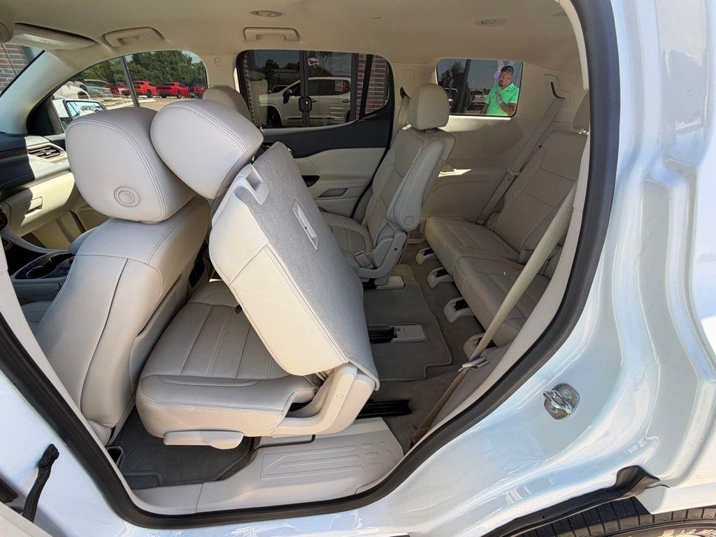 GMC Acadia  2023