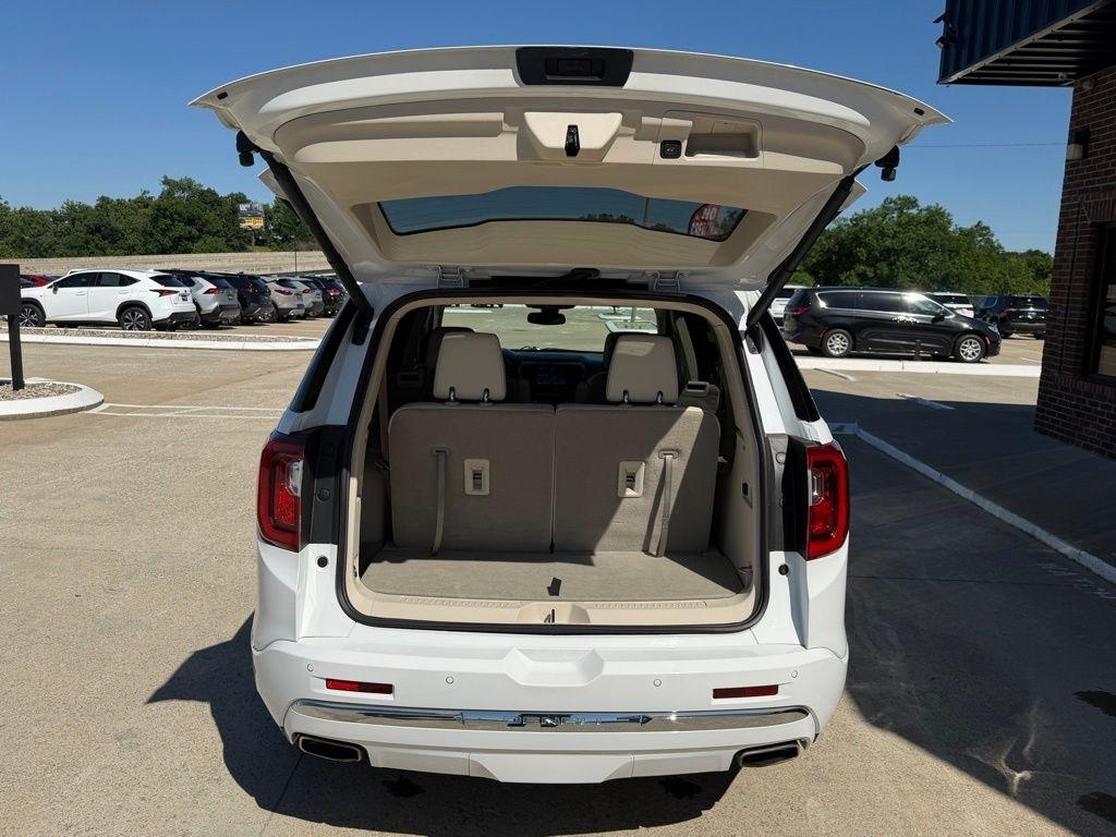 GMC Acadia  2023