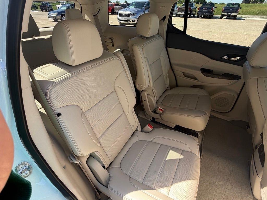 GMC Acadia  2023