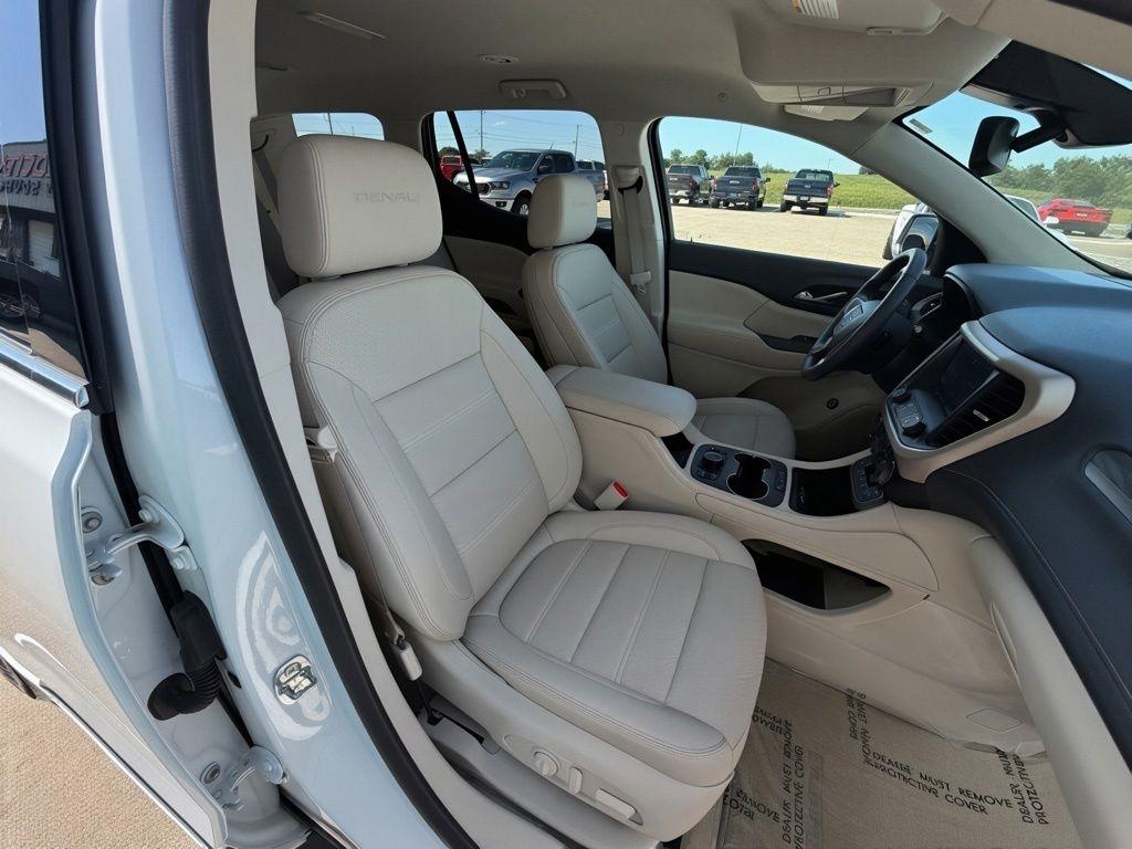 GMC Acadia  2023
