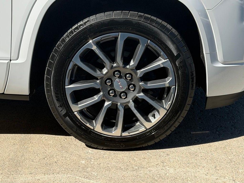 GMC Acadia  2023