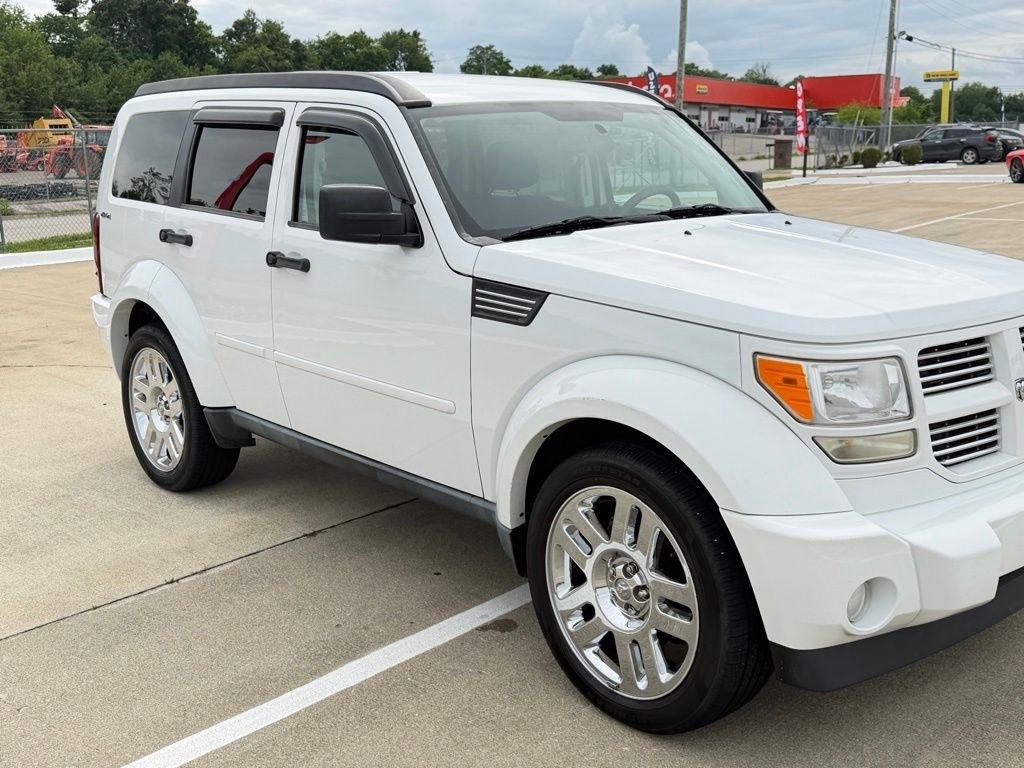 Dodge Nitro  2011