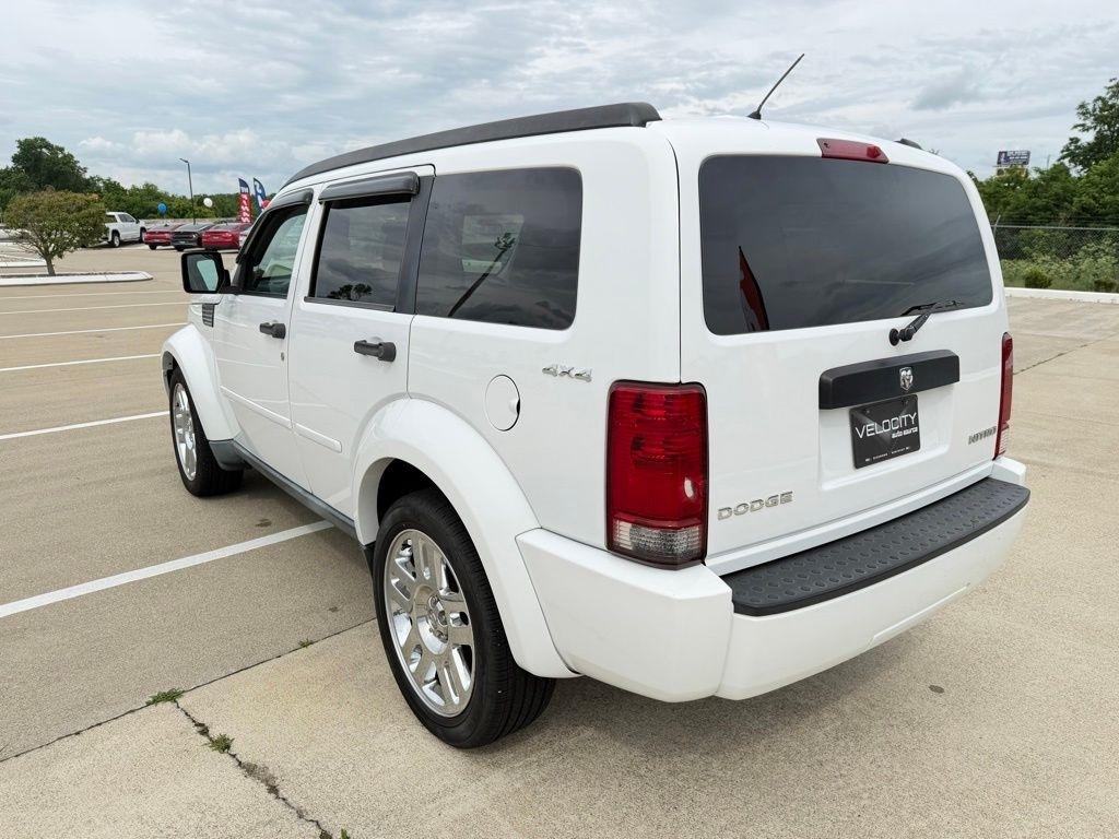 Dodge Nitro  2011