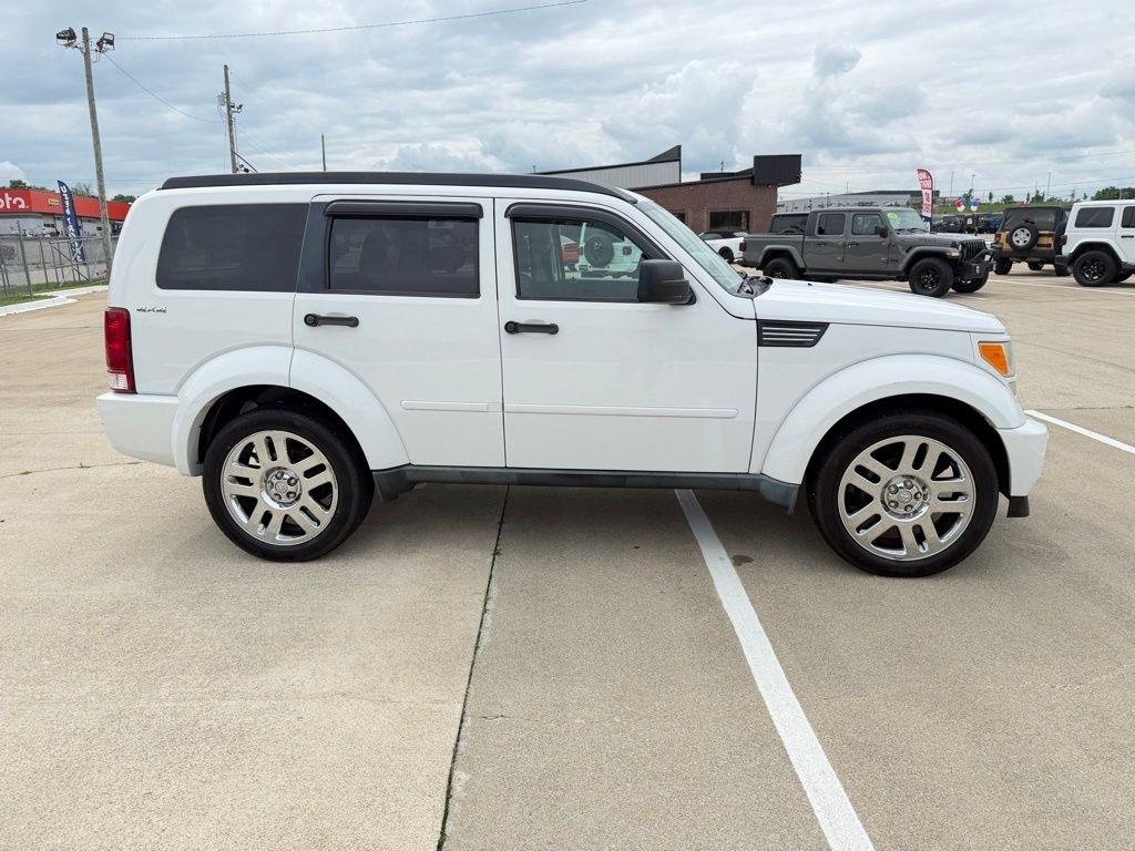 Dodge Nitro  2011