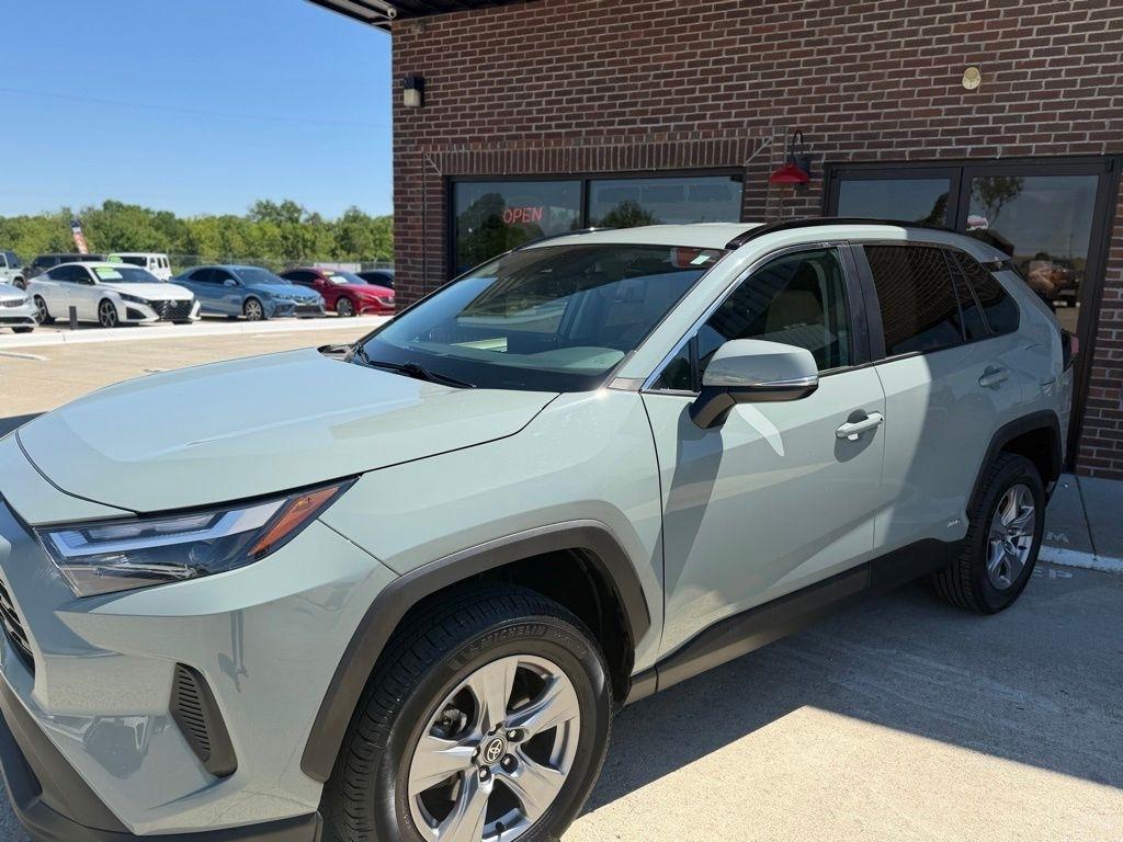 Toyota RAV4 Hybrid  2022