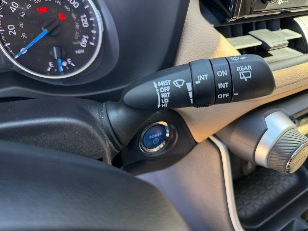 Toyota RAV4 Hybrid  2022
