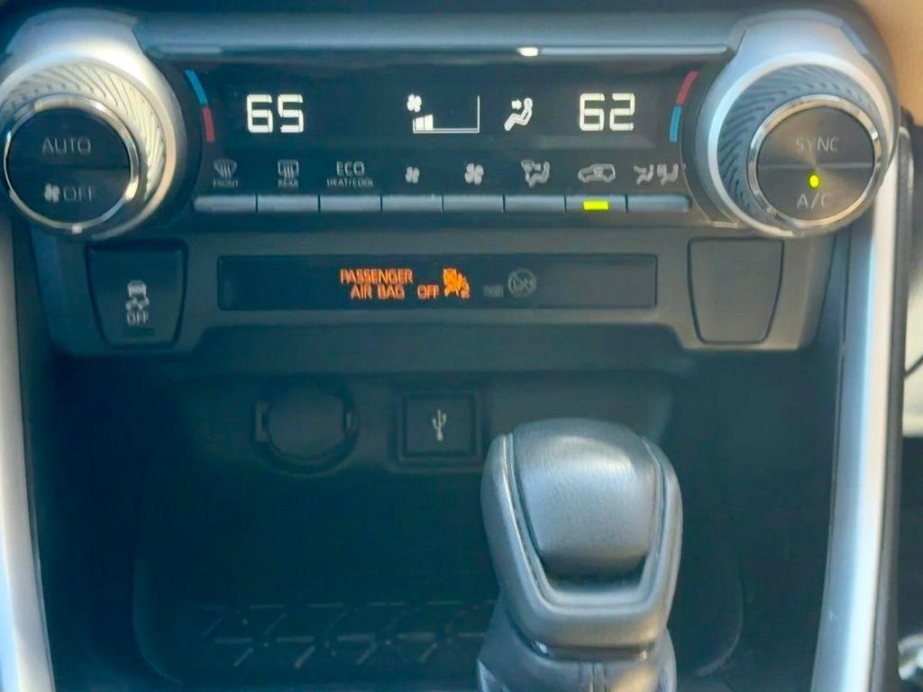 Toyota RAV4 Hybrid  2022