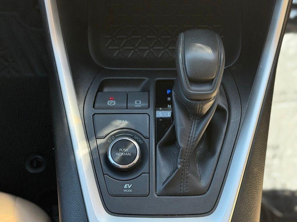 Toyota RAV4 Hybrid  2022