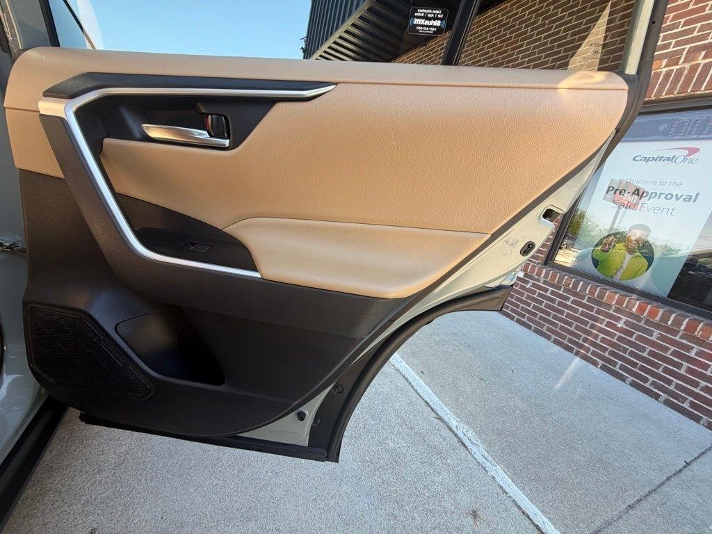 Toyota RAV4 Hybrid  2022