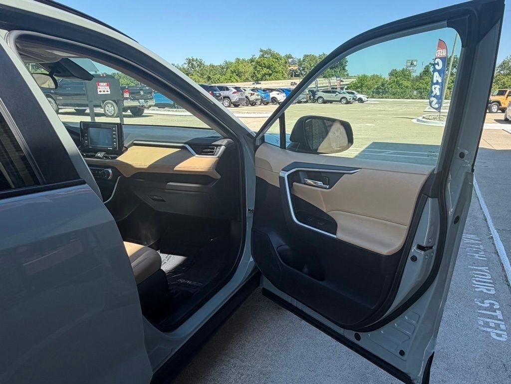 Toyota RAV4 Hybrid  2022