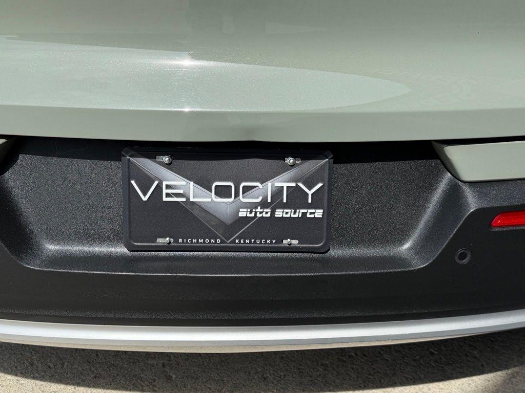 Volvo XC40  2024